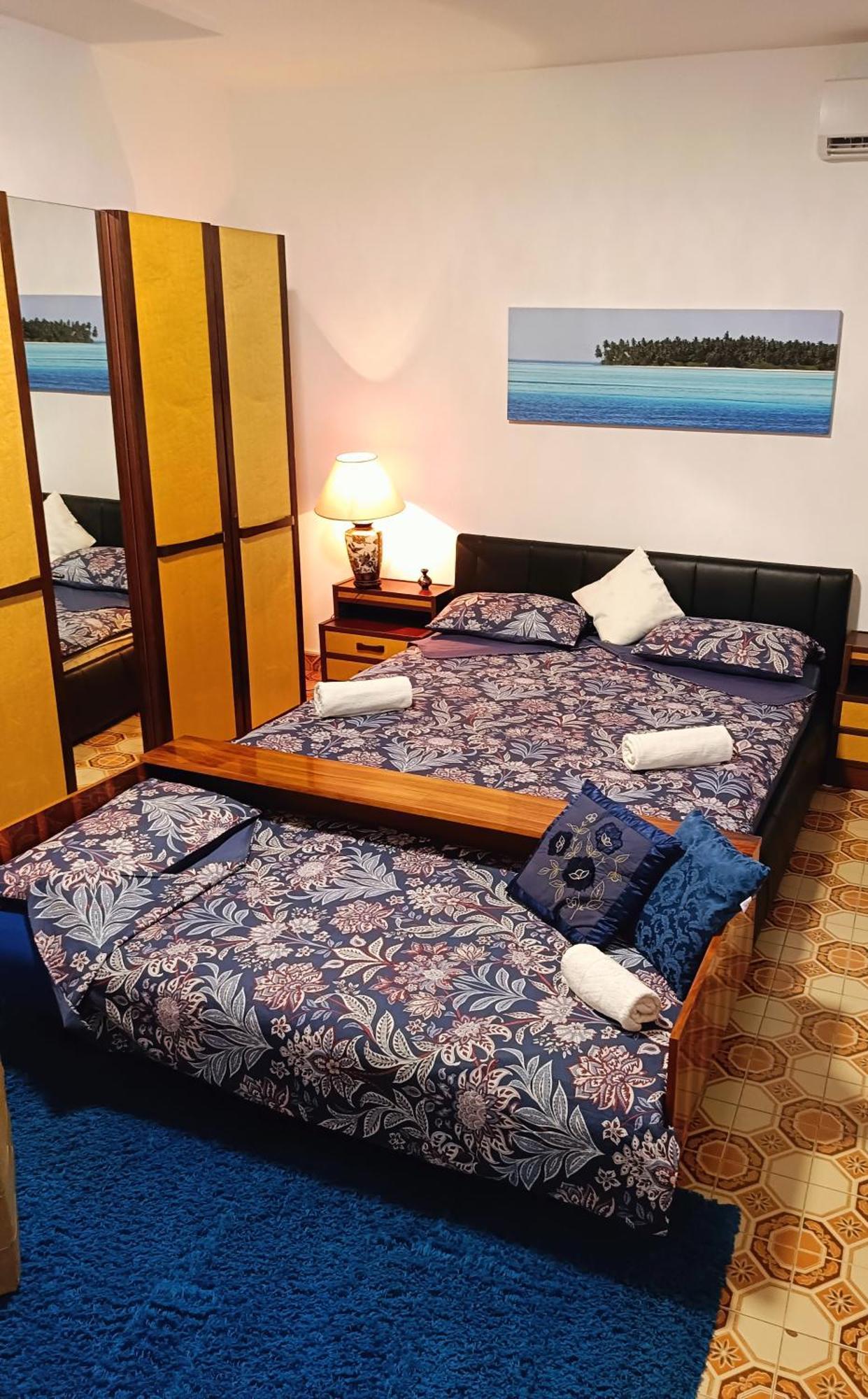 Apartments Villa Laura Πούλα Εξωτερικό φωτογραφία